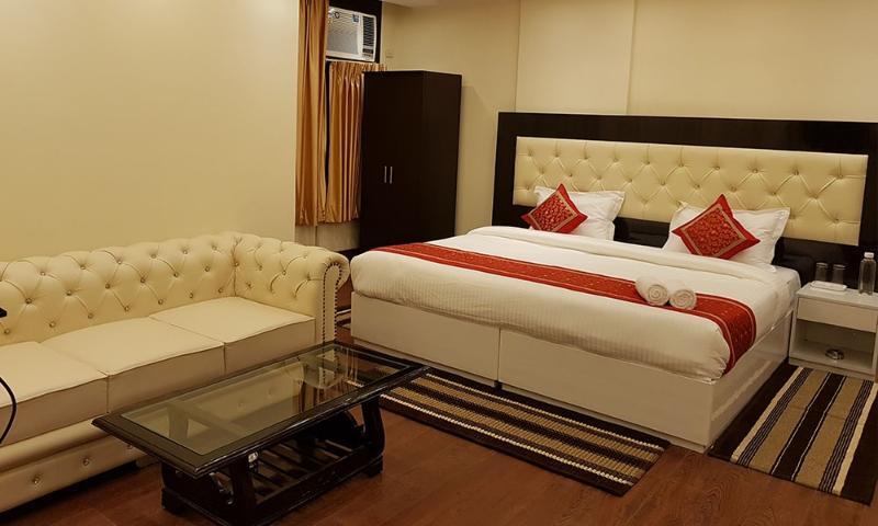 La Residenza Bed and Breakfast New Delhi Eksteriør billede